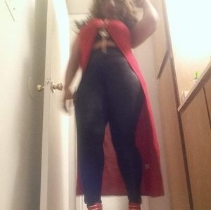 Cape top with connect pendant necklace